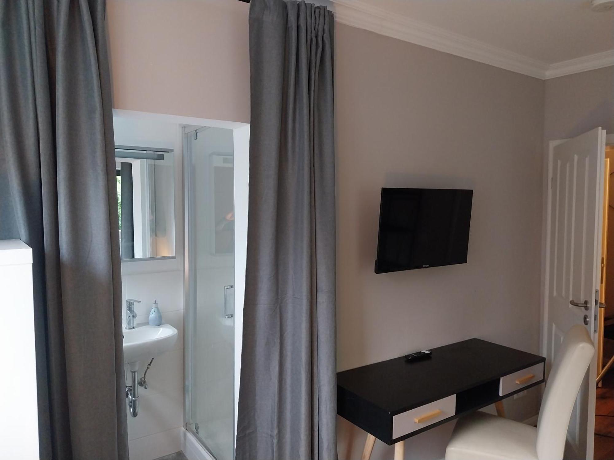Bad Aibling City Apartment Zimmer Buitenkant foto
